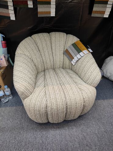 Швеи: Срочно требуется швея по мягкой мебели,с опытом работы, ответственный — 17