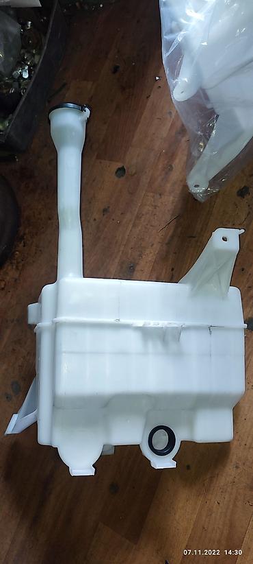 Бачки: Бачок Lexus 2013 г., Новый, Аналог — 4