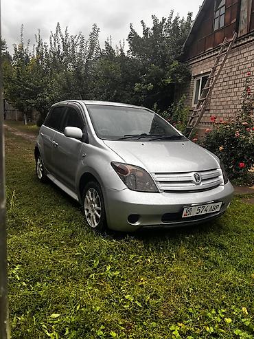 стук машина: Toyota Ist: 2003 г., Автомат, Бензин — 4