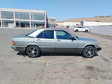 Avtomobil satışı: Mercedes-Benz sedan (W201 190 seriyası) Xüsusiyyətlər: - Kuzov: 4 — 9