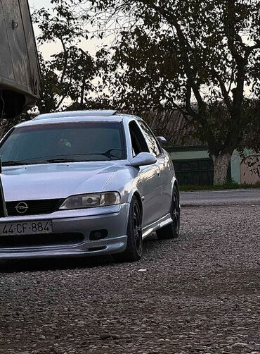 Opel: Opel Vectra: 2.5 l | 1998 il 250000 km Sedan — 6