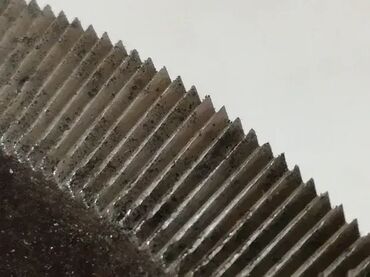 Ostali uređaji: Glodalo u spic 100x10x40mm, za ostrenje rebrastih nozeva Glodalo u — 8