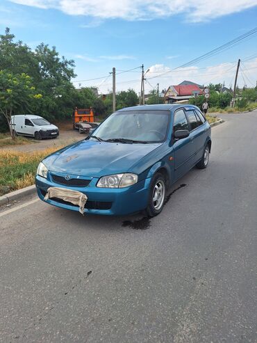 Mazda: Mazda 323: 1998 г., 1.6 л, Автомат, Бензин, Хэтчбэк — 1