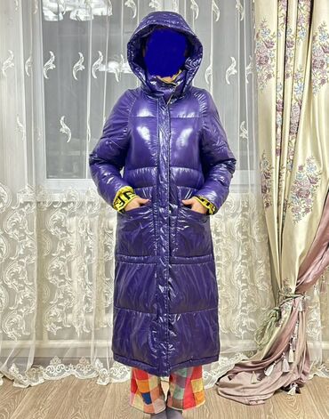 длинная зимняя куртка: Пуховик, Длинная модель, Лакированный, XL (EU 42)