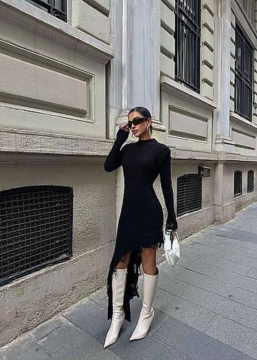 Haljine: Haljina: 2400 dinara
Uvoz Turska — 2