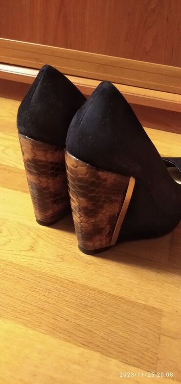 Tuflilər: Tuflilər, Ölçü: 39, Yeni — 6