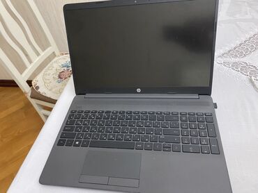HP: İşlənmiş HP 15.6 ", AMD Ryzen 3, < 128 GB