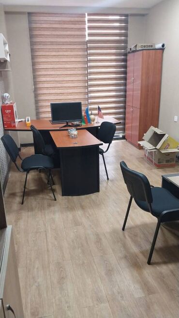 Iran Khodro: 3 stol 1 kreslo boyuk ofis masasi ve skaf