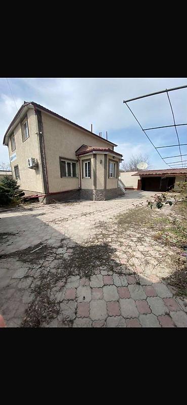 Долгосрочная аренда домов: 300 м², 6 комнат — 16