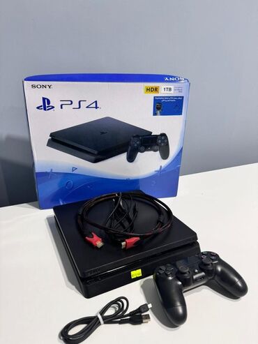 джойстик на сони плейстейшен 3: PlayStation 4 Не прошитый Память 1 тб 1 джойстик (все кабеля на месте)