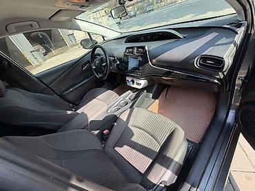 byd e2 2025: Toyota Prius: 2016 г., 1.8 л, Вариатор, Гибрид, Хэтчбэк — 5