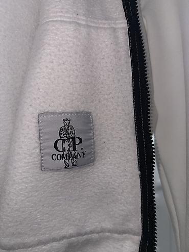 мин булак: C.P. Company Goggle Hoodie — белая худи на молнии с фирменными — 2