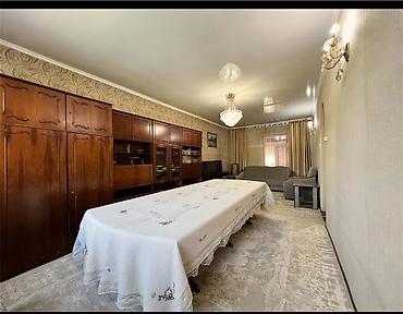 Продажа домов: 6 комнат и более, 180 м², 5 соток, Бишкек, Газ Городок Собственник — 7