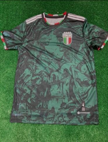 futbol formaları satışı bakı: Italiya forması adsız S razmer