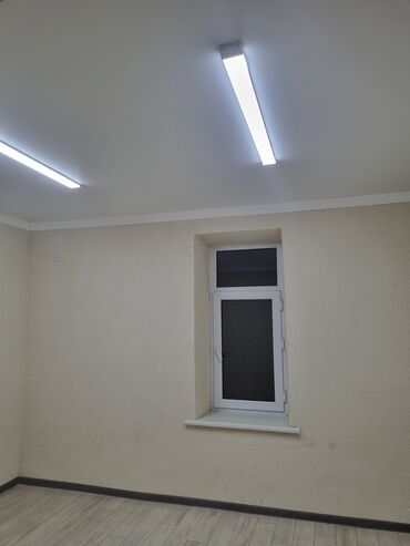 Офисы: Сдаю Офис, 50 м², В бизнес центре, С отдельным входом — 2