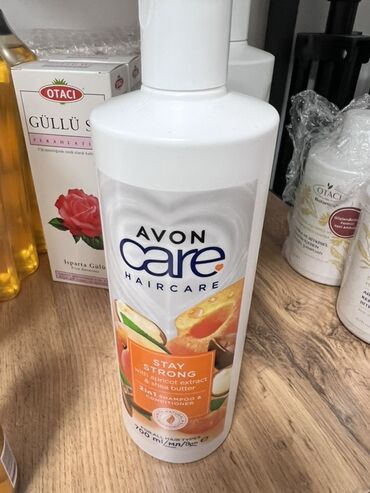 купить волосы для наращивания недорого: Шампунь-кондиционер Avon Care Haircare Stay Strong 2 в 1 в белом