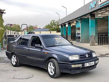 wolksvagen: Volkswagen Vento: 1992 г., 1.8 л, Механика, Бензин, Седан — 10