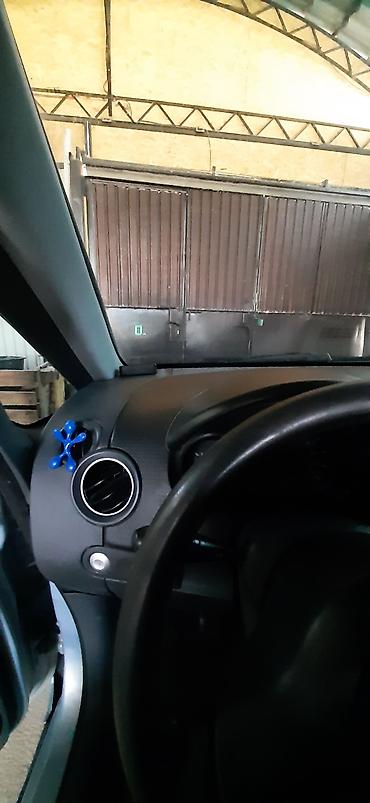 mitsubisi: Mitsubishi Colt: 2005 г., 1.3 л, Механика, Бензин, Хэтчбэк — 9
