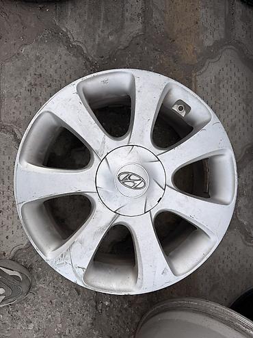 Литые Диски R 17 Hyundai, Комплект, отверстий - 5, Б/у at lalafo.kg Литые Диски R 17 Hyundai, Комплект, отверстий - 5, Б/у