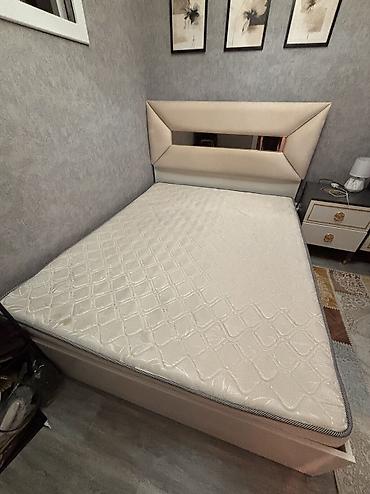 ikinci el çarpayı: İki neferlik carpayi.Kilim mebel evinden alınıb.yaxşı veziyyetdedi — 2
