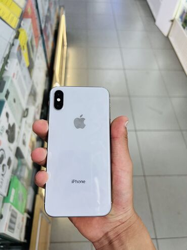 Apple iPhone: IPhone X, Б/у, 64 ГБ, Белый, Чехол, 100 %