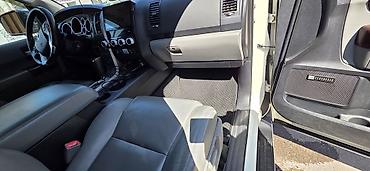 танден: Toyota Sequoia: 2015 г., 5.7 л, Автомат, Газ, Внедорожник — 10