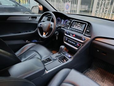 Hyundai: Hyundai Sonata: 2019 г., Бензин, Седан — 8