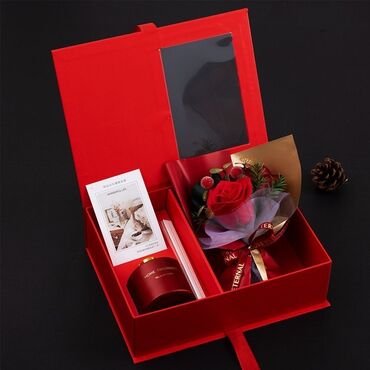 подарки для женшин: Подарок для лучшей девушке. Красная роза букет +подарочное коробка +