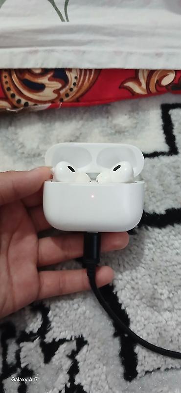 ugreen hitune max5c: AirPods Pro — 1500 сом Рабочие наушники, оба наушника и кейс — 1