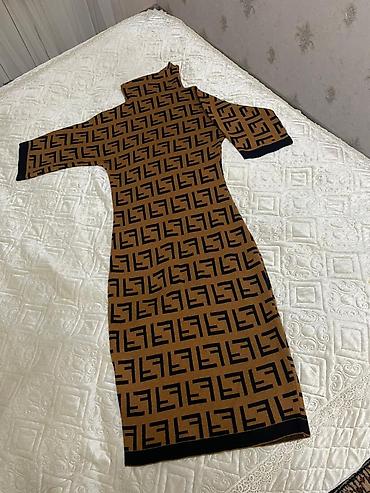 streç: Fendi brendinə aiddir.Stamdartdır və streç materialdır.Yepyenidir — 3