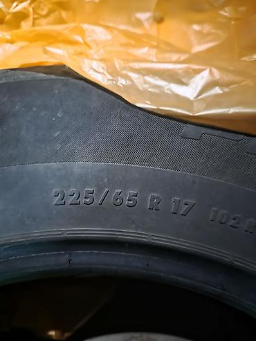 Шины: Летние шины Continental, размер 225/65 R17. Характеристики: - — 2