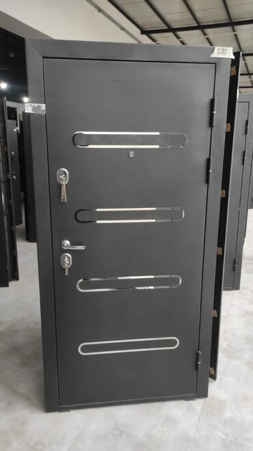 Giriş qapıları: Blok üçün Yeni Giriş qapısı Çərçivə ilə, Ödənişli çatdırılma — 9