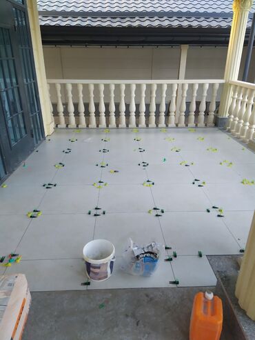 Укладка плитки: Подготовка стен для грунтовки, Резка плитки, Гидроизоляционные работы | Керамическая плитка, Керамогранитая плитка, Зеркальная плитка | Раскладка в разбежку, Вертикальная укладка, Диагональная укладка Больше 6 лет опыта — 2