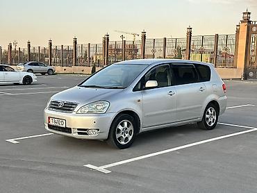 Toyota: Toyota Ipsum: 2002 г., 2.5 л, Бензин, Минивэн — 1
