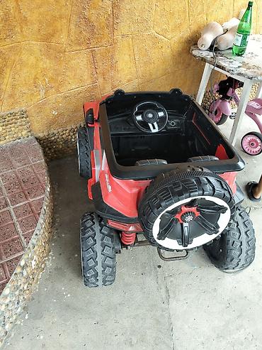 elekt: Uşaq üçün elektrikli off-road maşın - Korpus: qırmızı “jeep” tərzində — 1