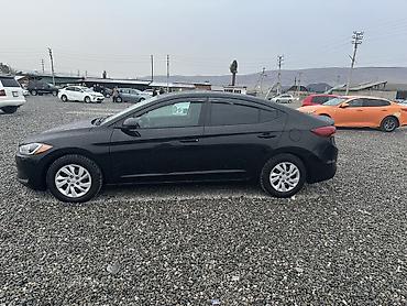 хенде сантафе: Hyundai Elantra: 2017 г., 2 л, Автомат, Бензин, Седан — 3