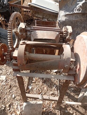 Листогибочные станки: Листогибочный станок без ЧПУ, В наличии — 1