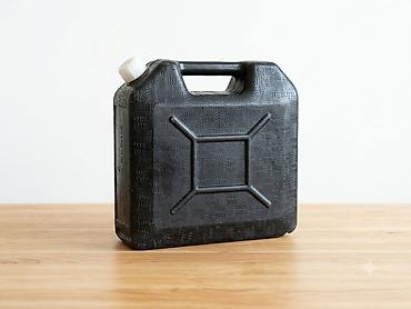 generator dizel: Bak, Plastik, 10 l l, Yeni, Ünvandan götürmə, Ödənişli çatdırılma — 1