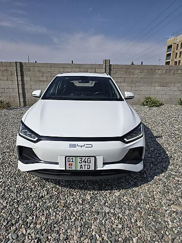 12000: BYD E2: 2024 г., Электромобиль — 1