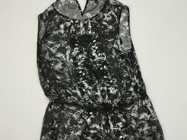 czarne bluzki z krótkim rekawem: Блуза жіноча, S, стан - Хороший