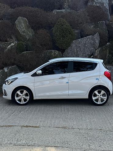 Chevrolet: Chevrolet Spark: 2017 г., 1 л, Вариатор, Бензин, Хэтчбэк — 3