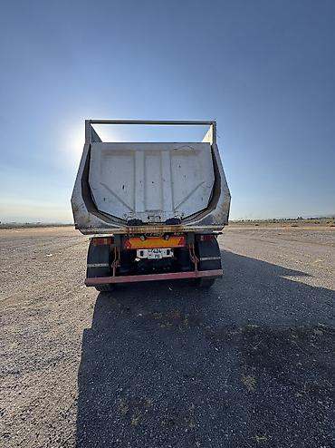 дом калесах: Тягач, Volvo, 2008 г., Самосвал — 9