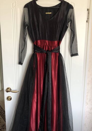 длинное черное платье: Вечернее платье, Длинная модель, M (EU 38), L (EU 40)