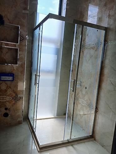 Duş kabinaları, arakəsmələr: Yeni Arakəsmə, Künc üçün, Pulsuz çatdırılma — 28