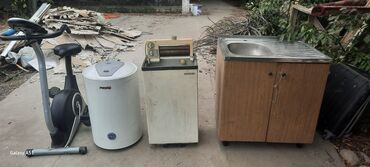 Шашки такси: Шашка Tакси 800 сом / штука.
есть еще и другие — 5