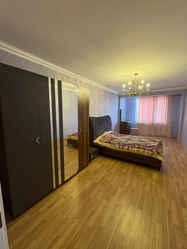 Uzunmüddətli kirayə mənzillər: Evde 2 qiz yasayir. 2 qiz axtarilir. Telebe ve yaxud isleyen xanimda — 3