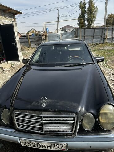 передний бампер на w124: Mercedes-Benz E-Class: 1998 г., Седан