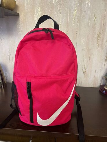 Çanta - Nike
Рюкзак - Nike