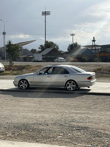 210 mers: Mercedes-Benz E-Class: 2000 г., 4.3 л, Автомат, Бензин, Седан — 4