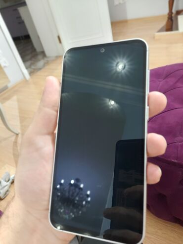 Samsung Galaxy S23 FE, 128 ГБ, цвет - Белый, Гарантия, Кнопочный, Сенсорный